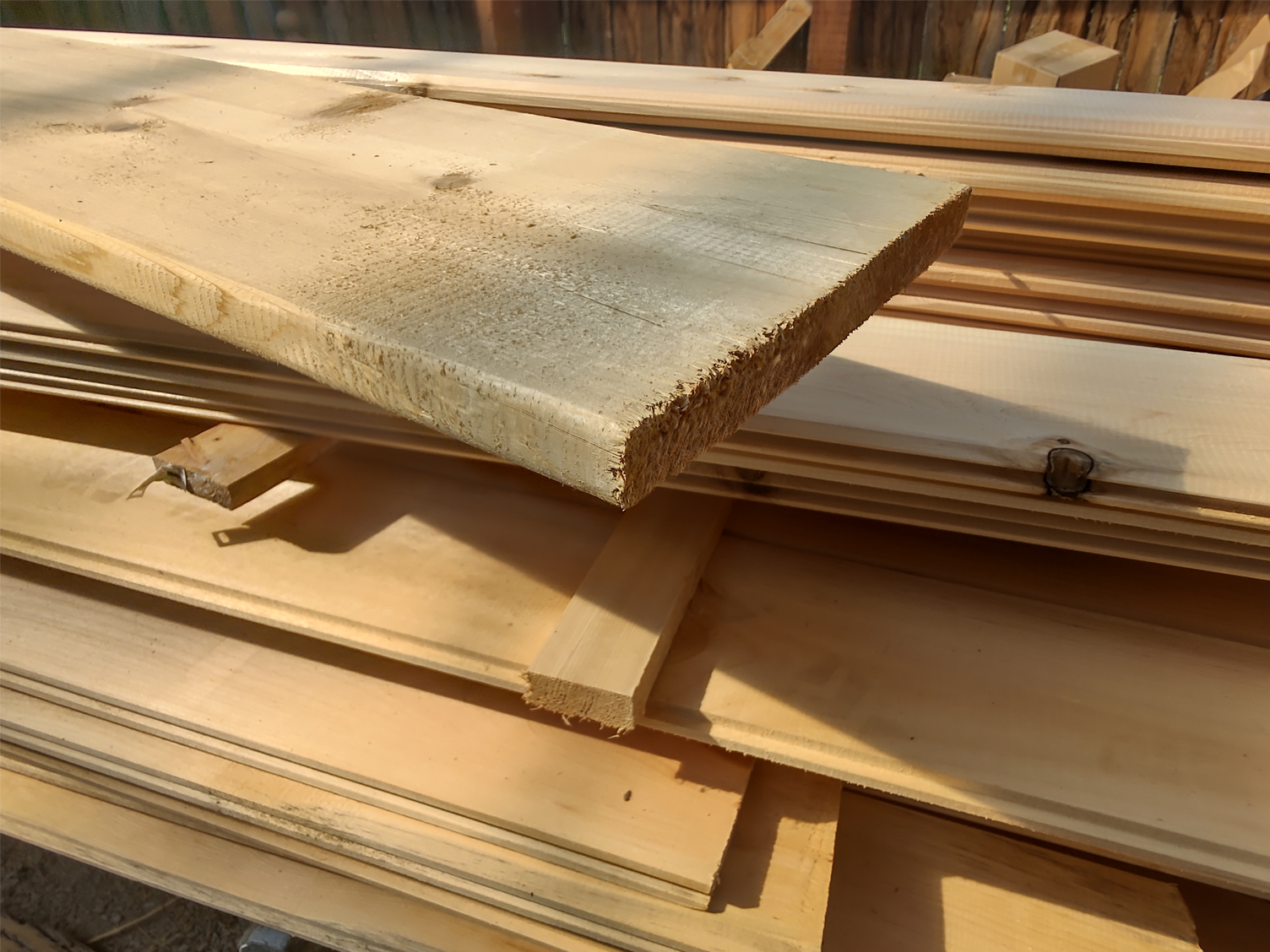 Various Sizes (per linear ft.) - Knotty White Cedar